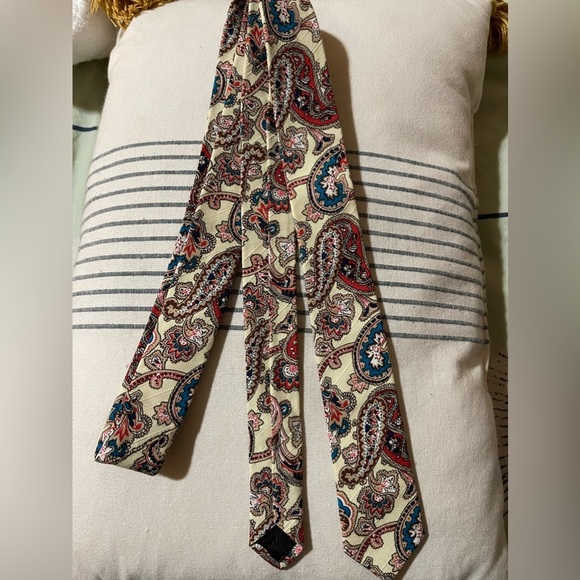 Man tie. Multicolor - Picture 2 of 3